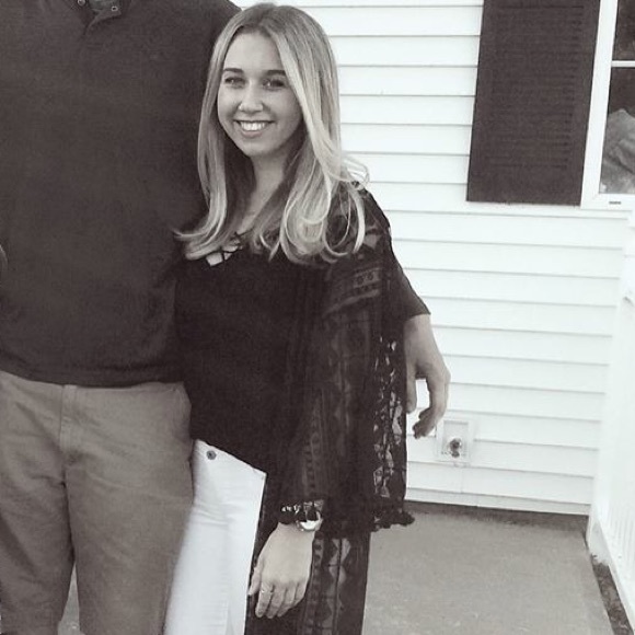 Meet your Posher, Brittany - Picture 1 of 1